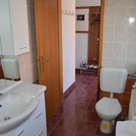 Appartement App., Big Terrace, Free Parking & Wifi *